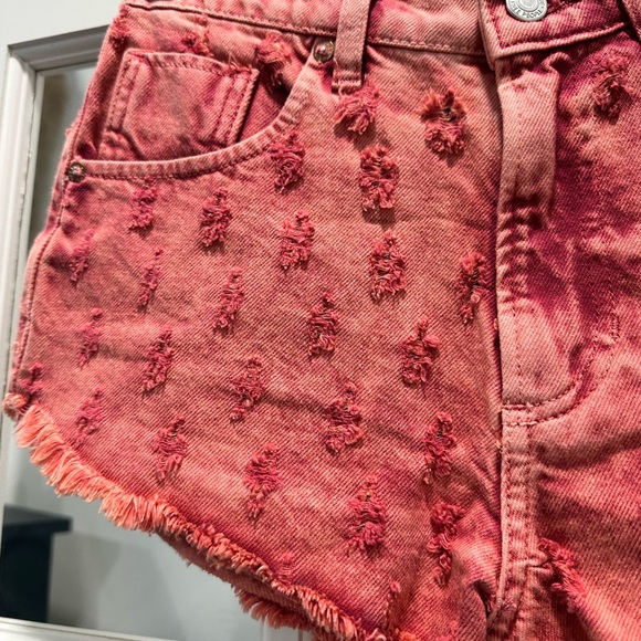 Free People Mixed Emotions Distressed High-Low Denim Shorts - Size 24 - Picture 10 of 15